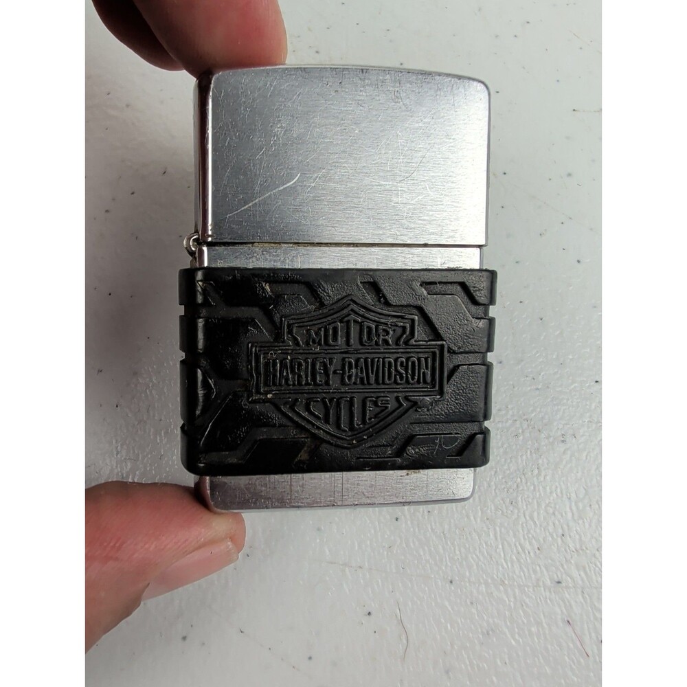 1998 Zippo Harley Davidson Tire Tread Rubber Lighter brush Chrome